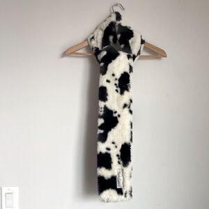 Minky Couture Supper Soft Black and White Animal Print Faux Fur Scarf NWOT